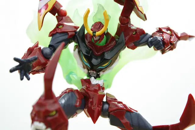 Revoltech Tengen Toppa Gurren Lagann toy